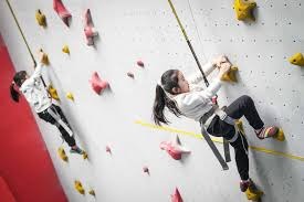 费城费城人队强打麦克·舒密特达成 500 轰壮举，确立史上最强三垒手地位